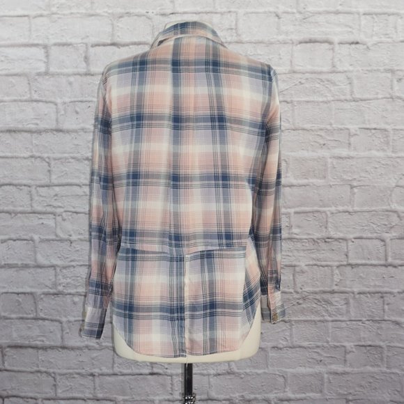 Bloomingdales Aqua Plaid Button Down Top - Picture 2 of 7